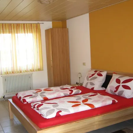 Apartman Gaestehaus Bernd Schiff
